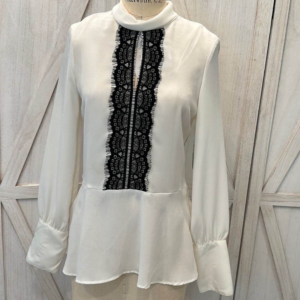 New with Tags Zara blouse XS